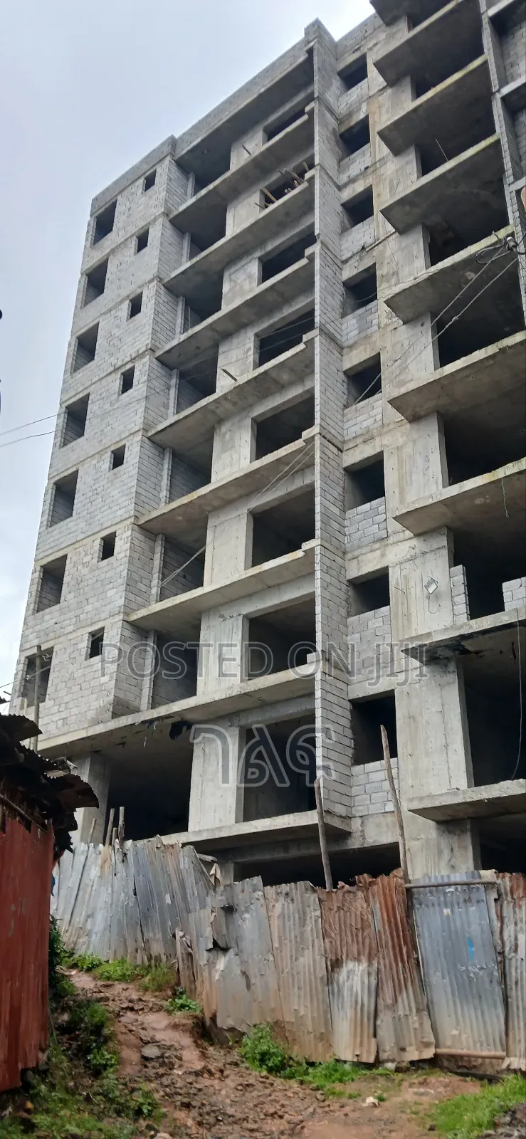 መገናኛ ቶፕ ቪው ላይ ዳንጎቴ ሰፈር ላይ ሙሉ ከተማውን እያዩ የሚኖሩበት