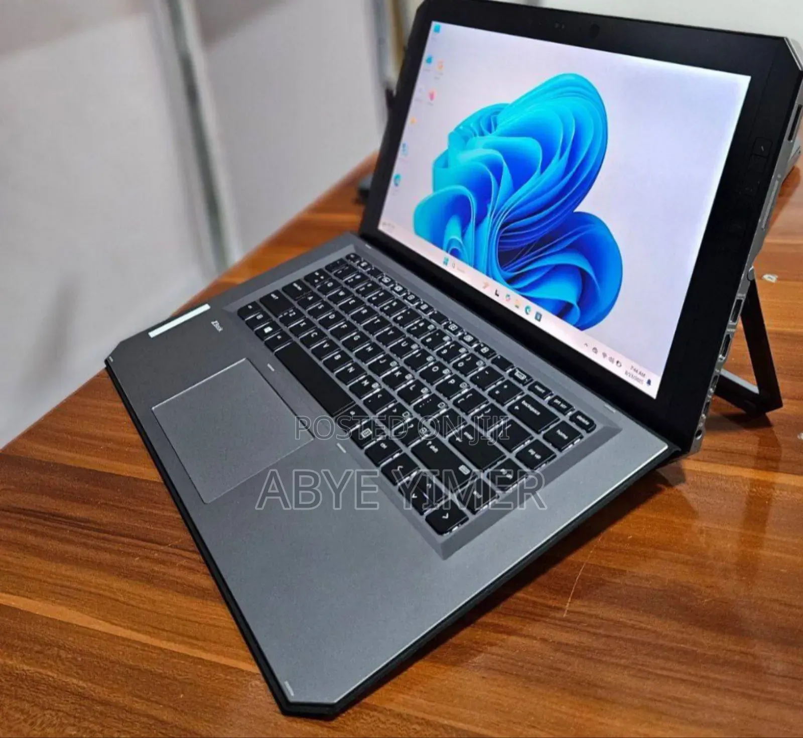 New Laptop HP ZBook X2 32GB Intel Core I7 SSD 512GB