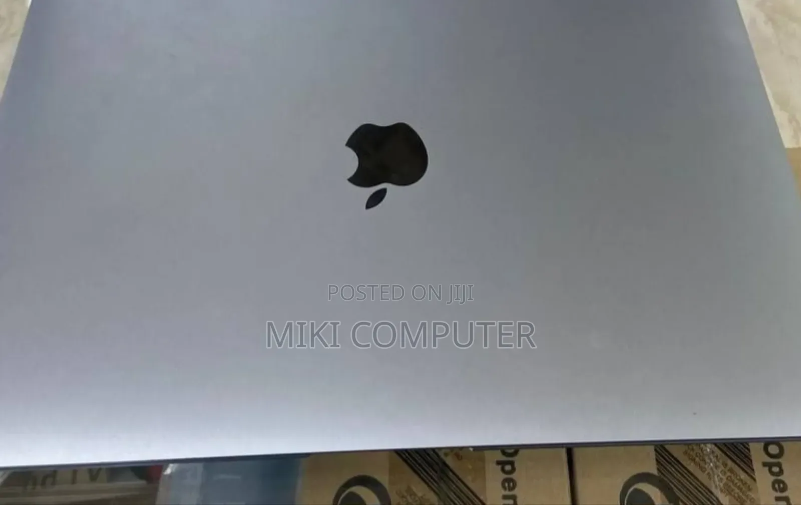 New Laptop Apple MacBook Air 2020 M1 8GB Intel SSD 256GB