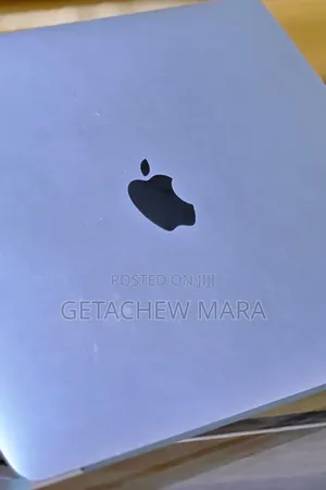 New Laptop Apple MacBook Pro M1 8GB Intel SSD 256GB