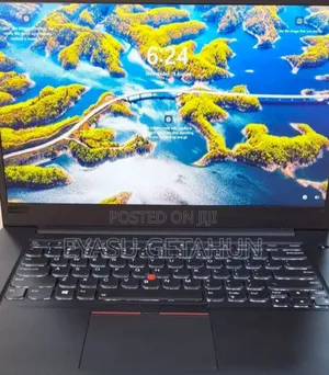 Photo - New Laptop Lenovo Thinkpad P15s 16GB Intel Core I7 SSD 512GB
