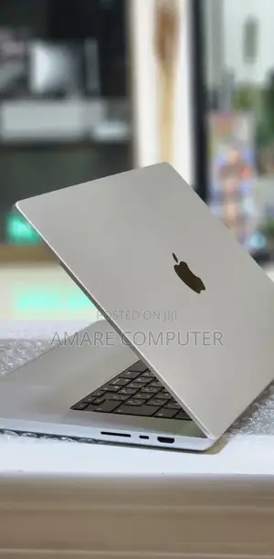 Photo - New Laptop Apple MacBook Pro 2021 M1 32GB Apple M1 Pro SSD 512GB