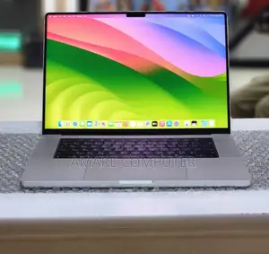 New Laptop Apple MacBook Pro 2021 M1 32GB Apple M1 Pro SSD 512GB