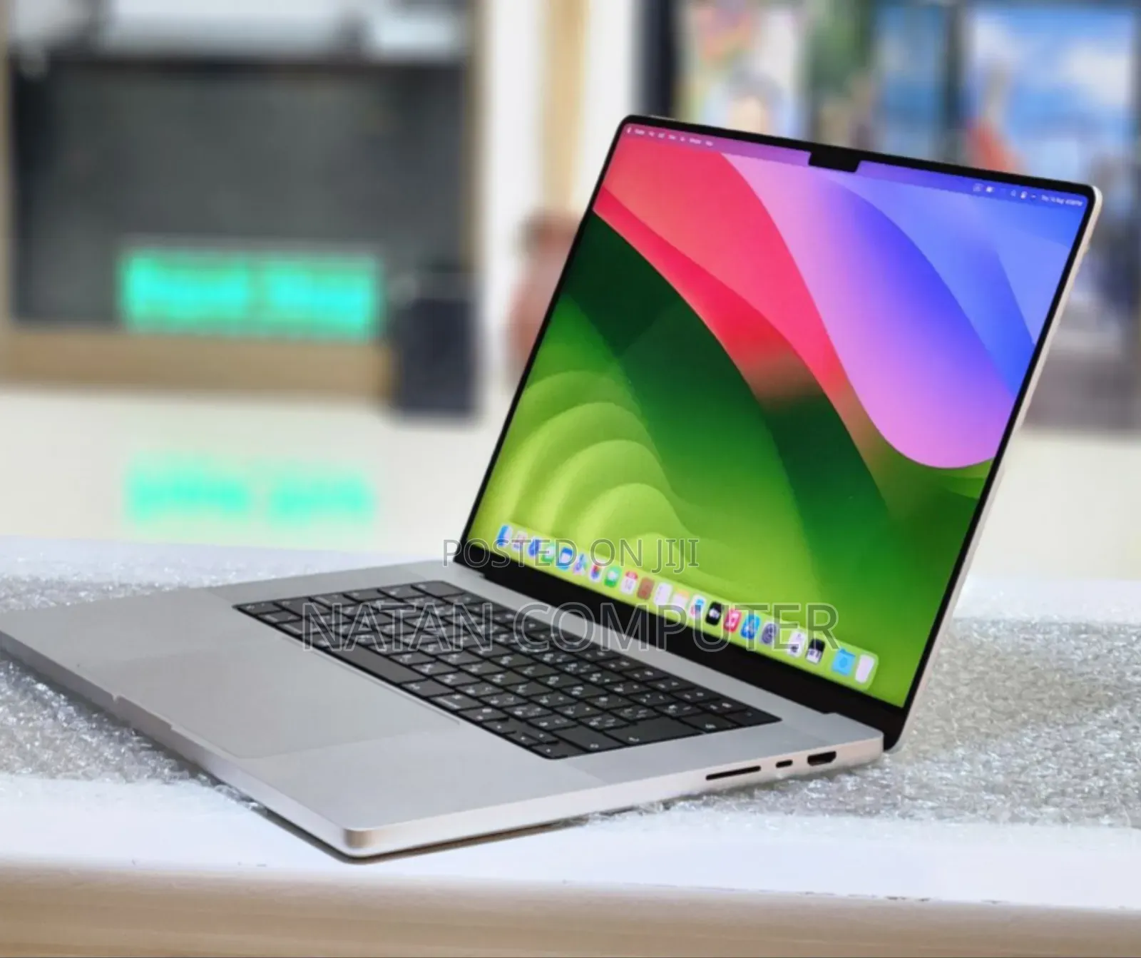 New Laptop Apple MacBook Pro M1 32GB Apple M1 Pro SSD 512GB