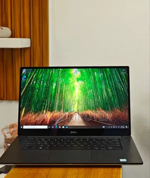 Photo - New Laptop Dell Precision 5540 32GB Intel Core I9 SSD 1T