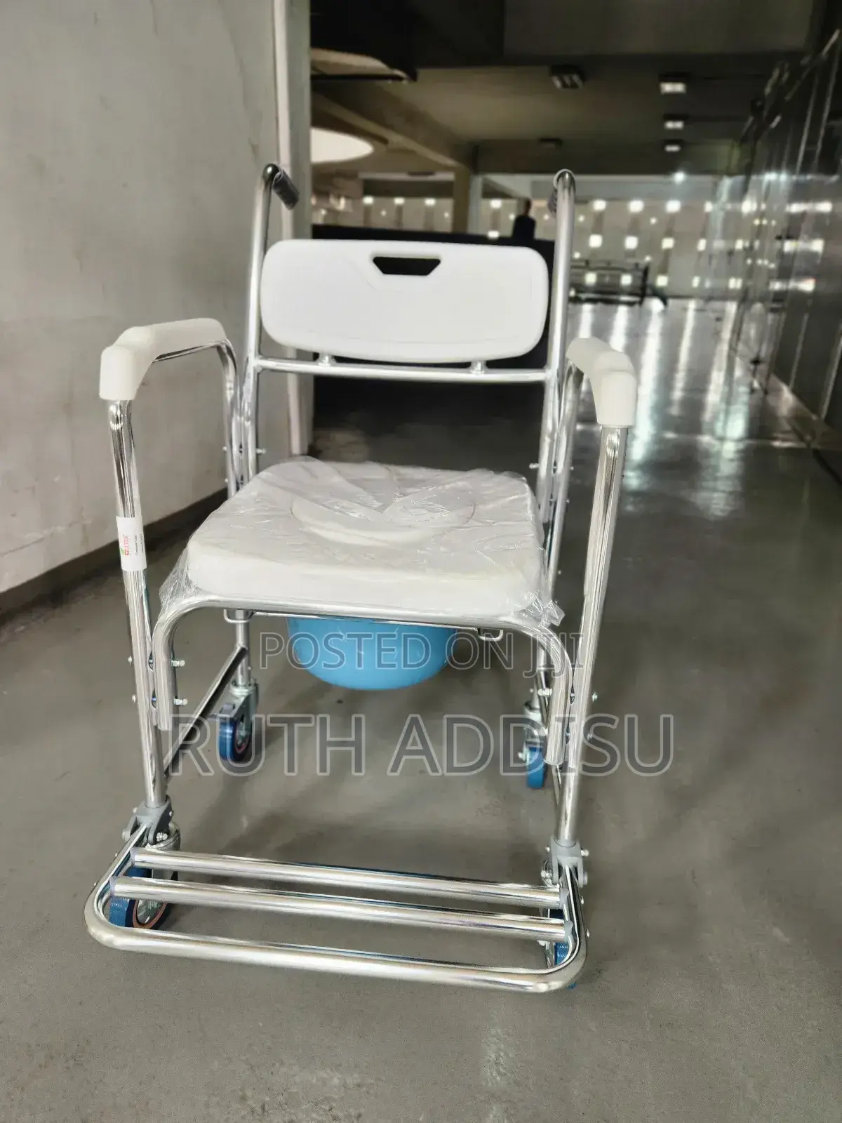 Commode Wheelchair底部wheelchair俠客toilet Wheelchair喬遷commode Wheelchair