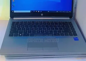 New Laptop HP Stream Notebook 8GB Intel Core I7 SSD 256GB