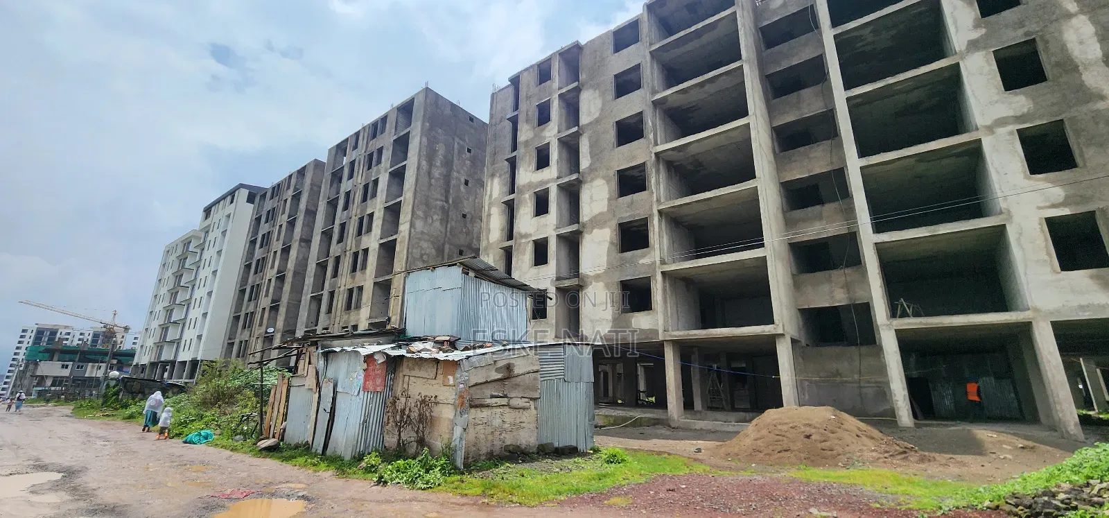 4bdrm Apartment in Ayat, Bole for sale