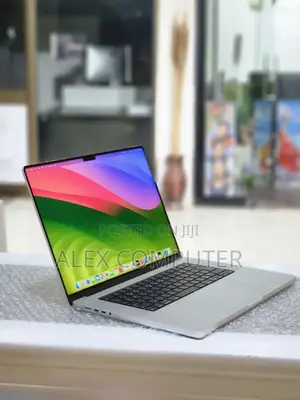 New Laptop Apple MacBook Pro M1 32GB Apple M1 Pro SSD 512GB
