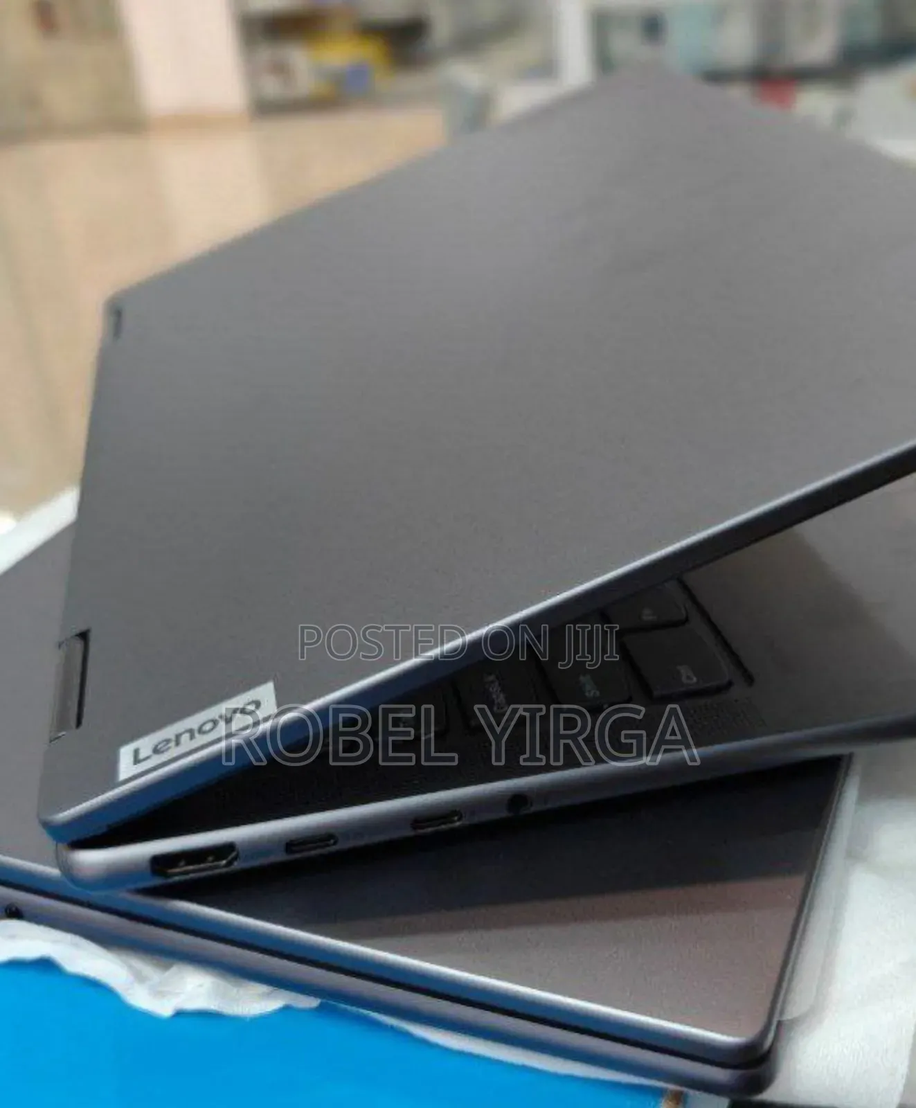 New Laptop Lenovo Yoga 710 16GB Intel Core I7 SSD 512GB