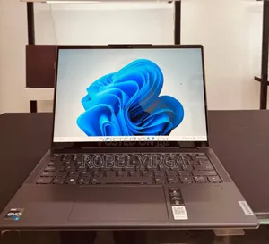 Photo - New Laptop Lenovo Yoga 910 16GB Intel Core I5 SSD 512GB