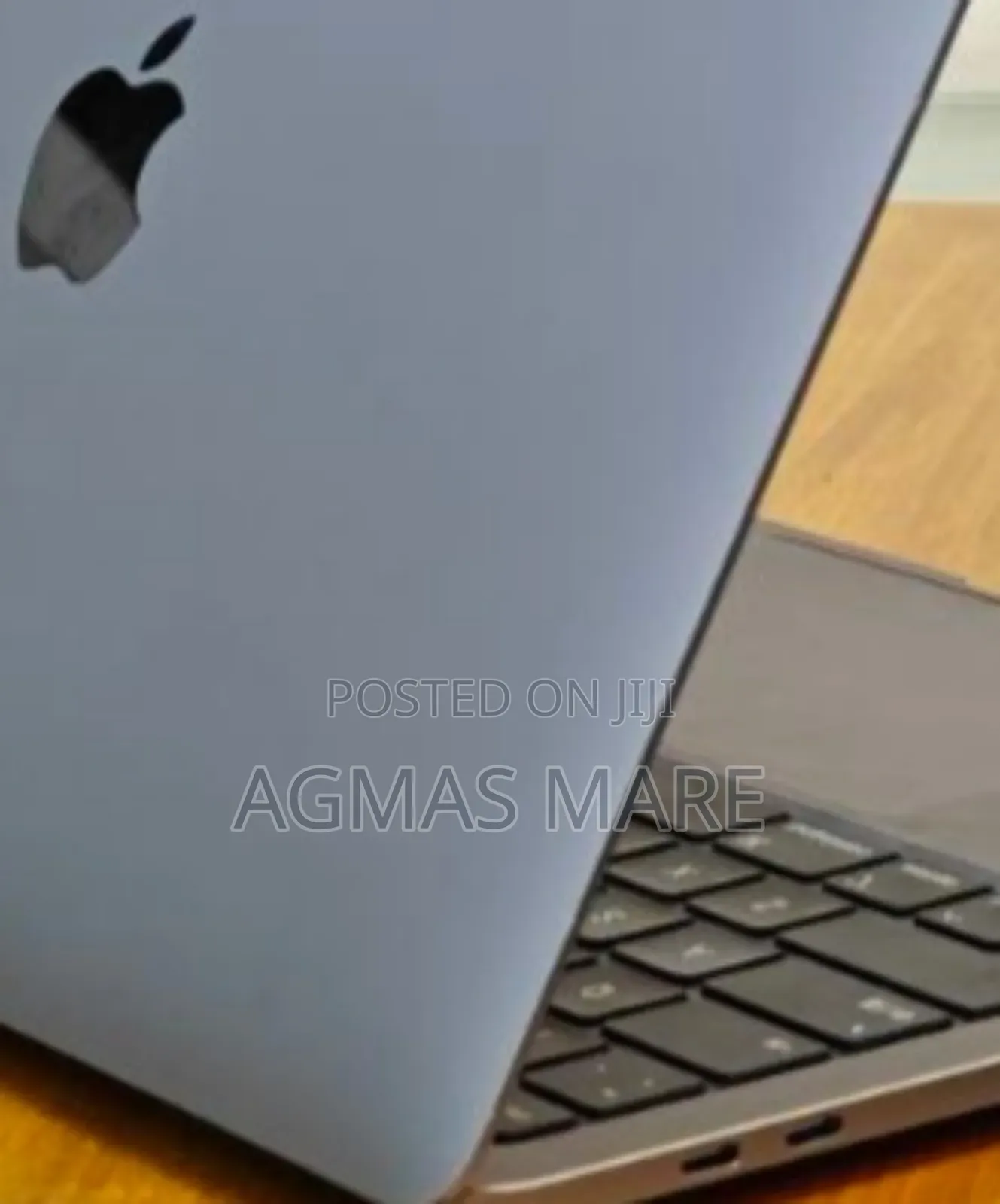 New Laptop Apple MacBook Pro 2020 8GB Intel Core I5 SSD 256GB