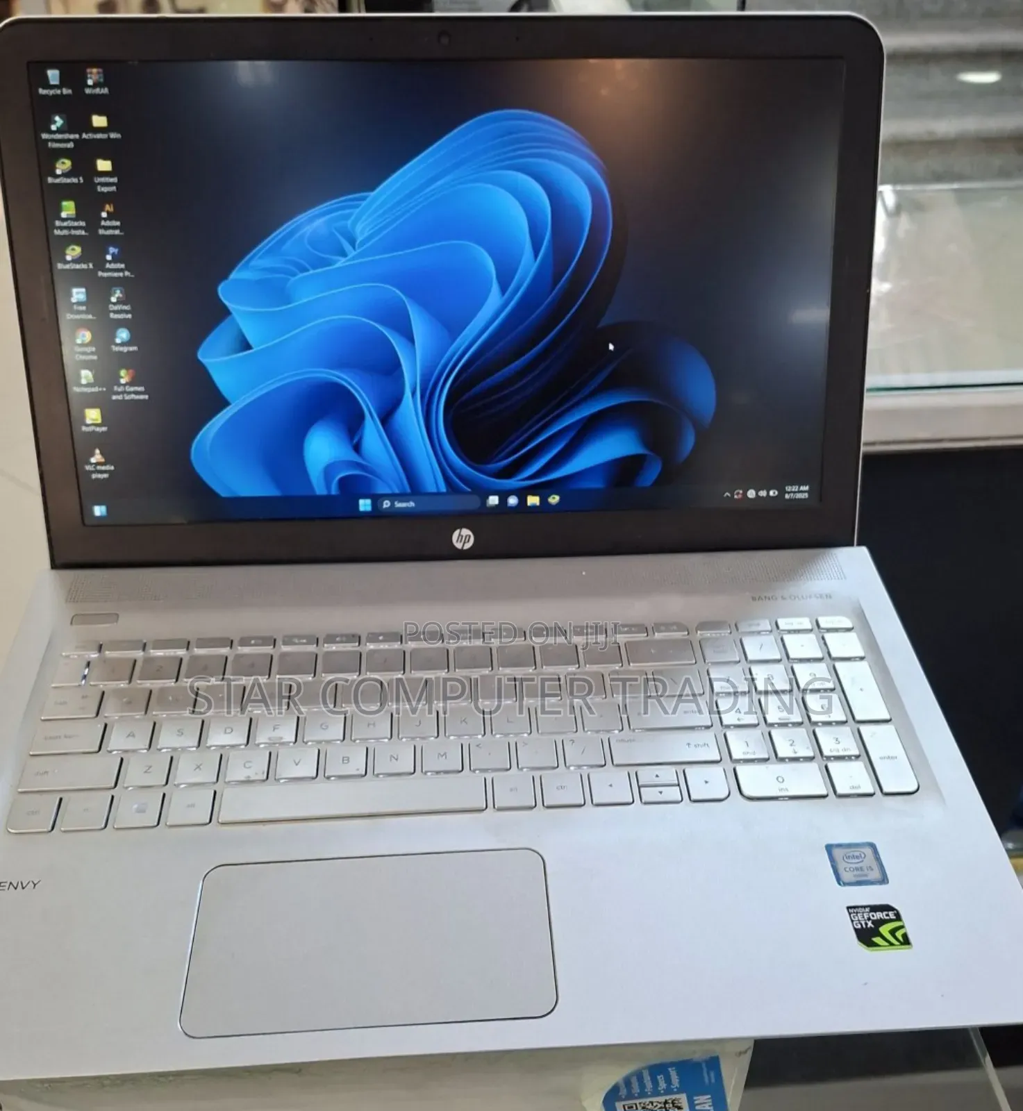 New Laptop HP Envy 15 12GB Intel Core I5 HDD 1T