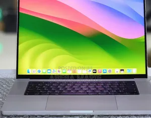 New Laptop Apple MacBook Pro M1 32GB Apple M1 Pro SSD 512GB