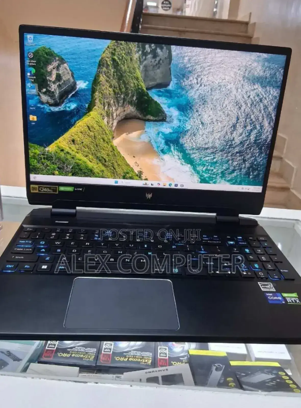 New Laptop HP Omen 17 16GB Intel Core I7 SSD 1T