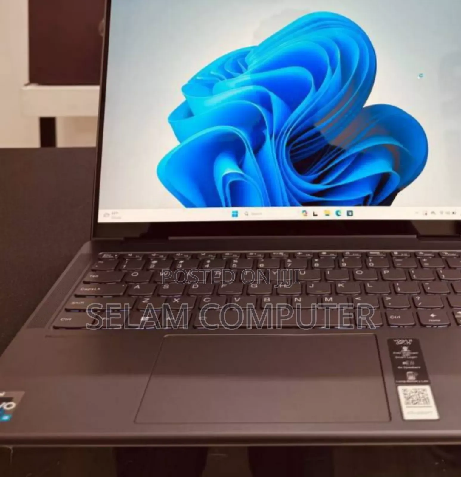 New Laptop Lenovo IdeaPad Yoga 13 16GB Intel Core I5 SSD 512GB