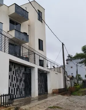 8bdrm House in Lafto, G+2 Luxury for sale