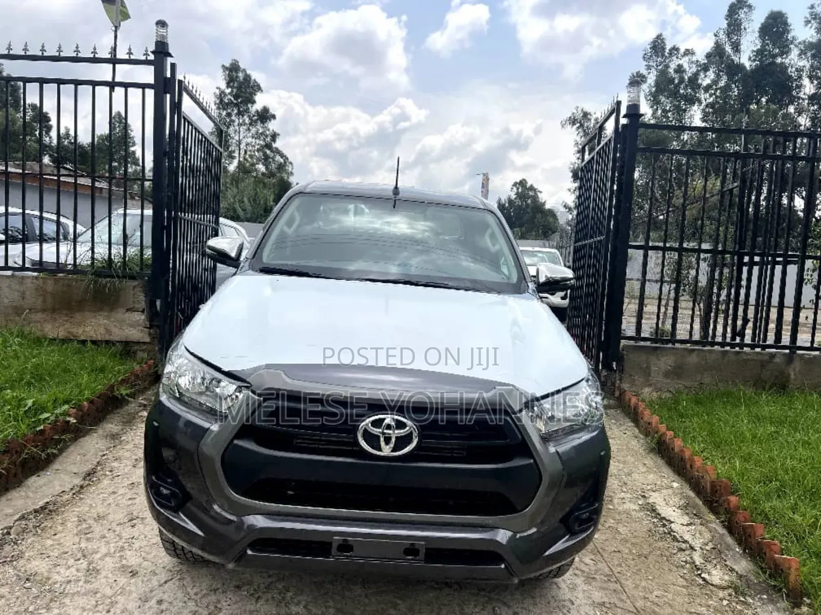New Toyota Hilux 2023 White