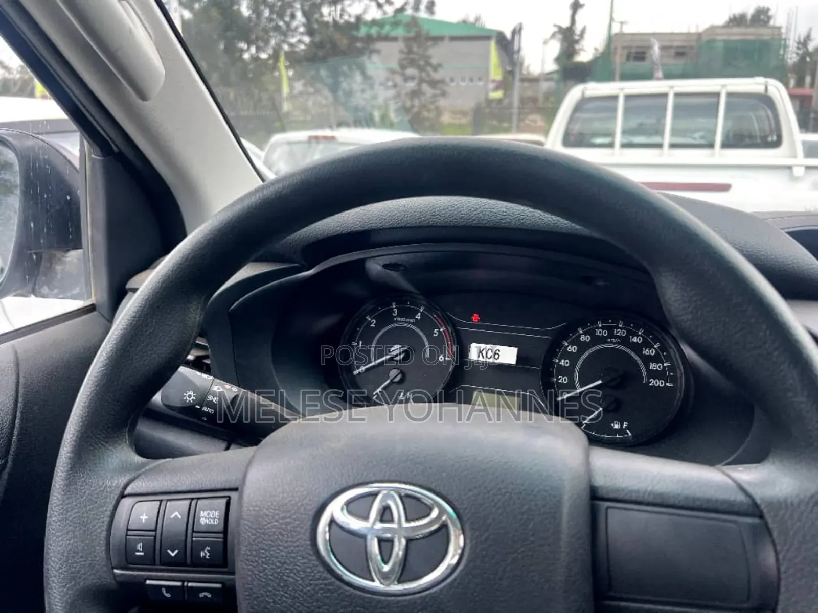 New Toyota Hilux 2023 White