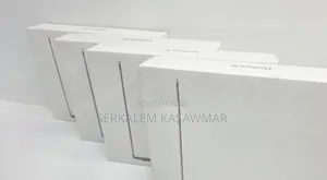 Photo - New Laptop Apple MacBook Air 16GB Apple M4 SSD 256GB