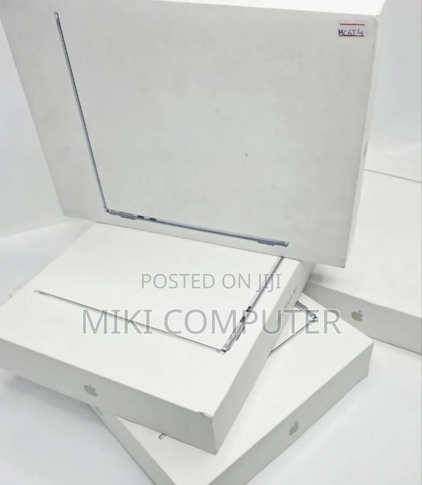 New Laptop Apple MacBook Air 2025 M4 13-Inch 16GB Intel SSD 256GB