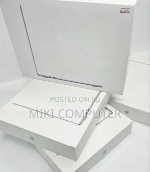 New Laptop Apple MacBook Air 2025 M4 13-Inch 16GB Intel SSD 256GB