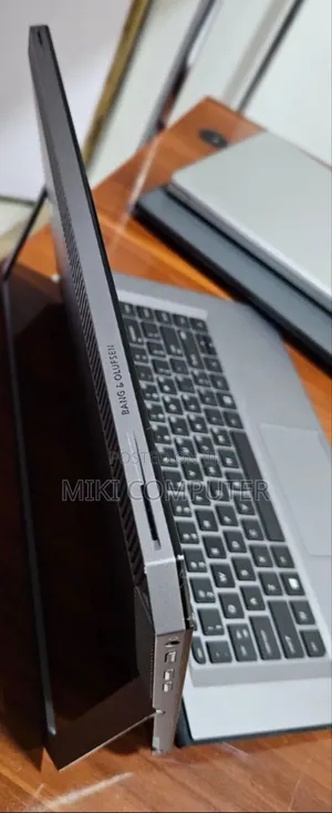 New Laptop HP ZBook 15 16GB Intel Core I7 SSD 512GB