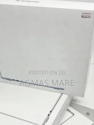 New Laptop Apple MacBook Air 2025 M4 13-Inch 16GB Apple M4 SSD 256GB