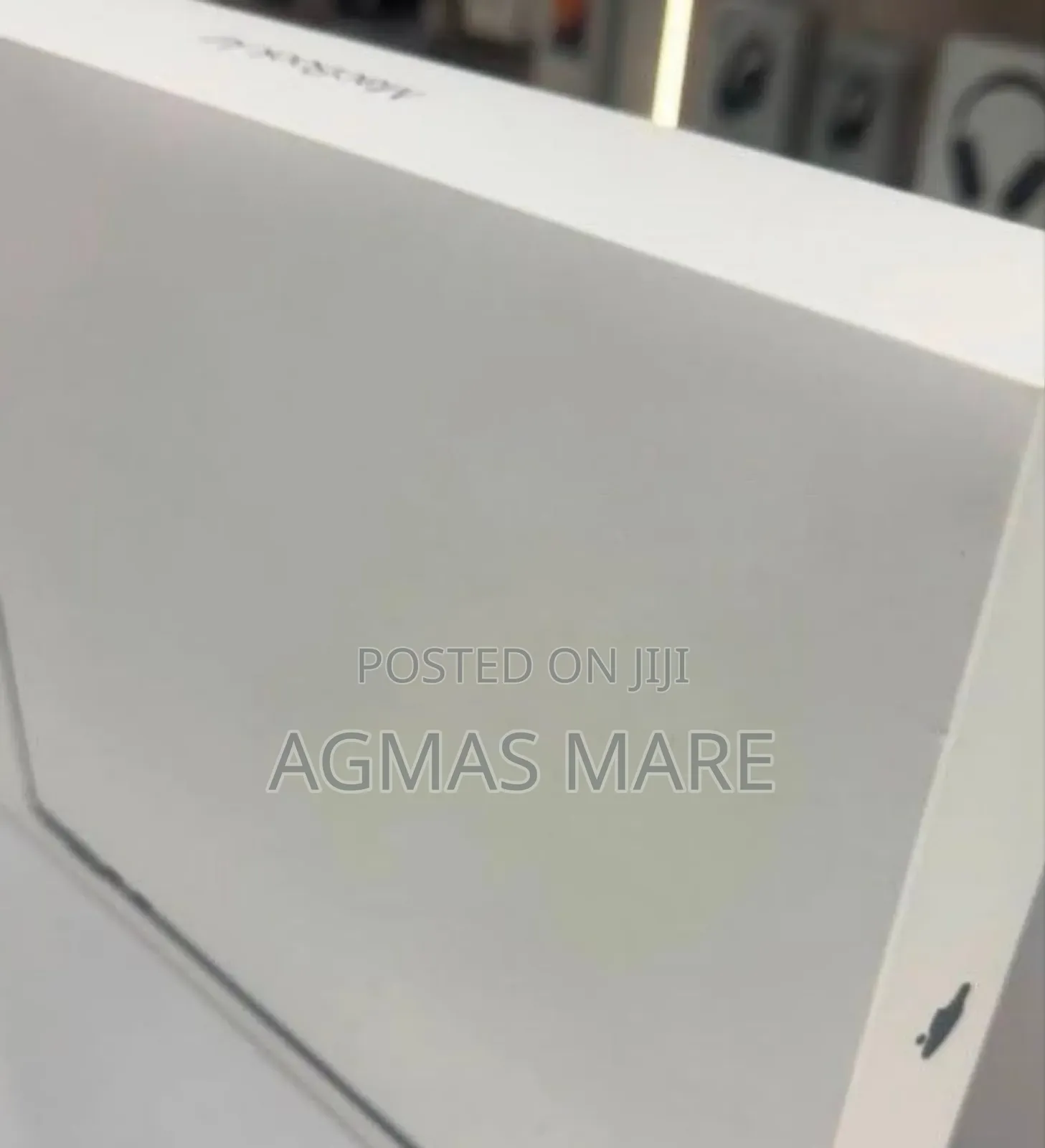 New Laptop Apple MacBook Air 2025 M4 13-Inch 16GB Apple M4 SSD 256GB