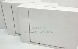 Photo - New Laptop Apple MacBook Air 16GB Intel SSD 256GB