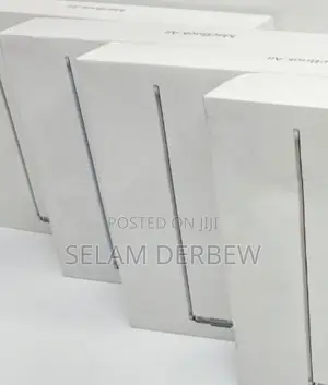 New Laptop Apple MacBook Air 2025 M4 13-Inch 16GB Apple M4 SSD 256GB