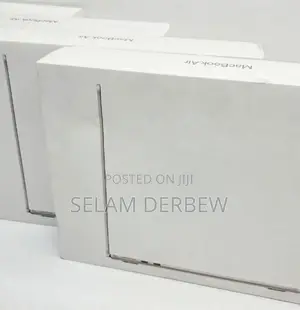 New Laptop Apple MacBook Air 2025 M4 13-Inch 16GB Apple M4 SSD 256GB