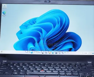 Photo - New Laptop Lenovo ThinkPad Yoga 16GB Intel Core I5 SSD 512GB