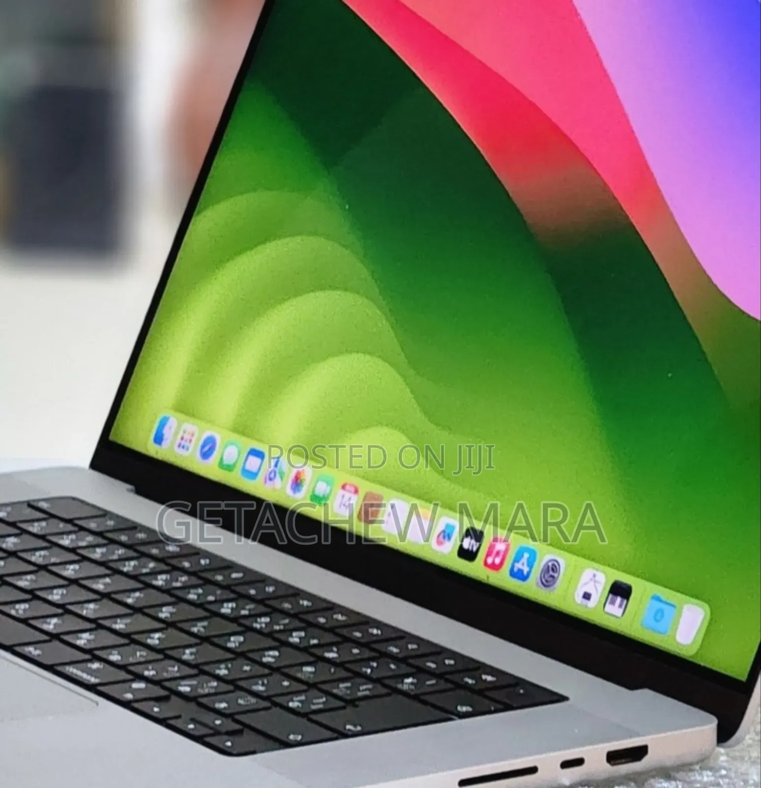 New Laptop Apple MacBook Pro M1 32GB Intel Core I9 SSD 512GB