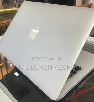 New Laptop Apple MacBook Pro 2015 8GB SSD 128GB