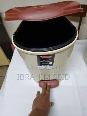 19 Liter Pedal Garbage Can With Inner Bucket