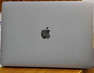 Photo - New Laptop Apple MacBook Pro 2020 8GB Intel Core I5 SSD 256GB