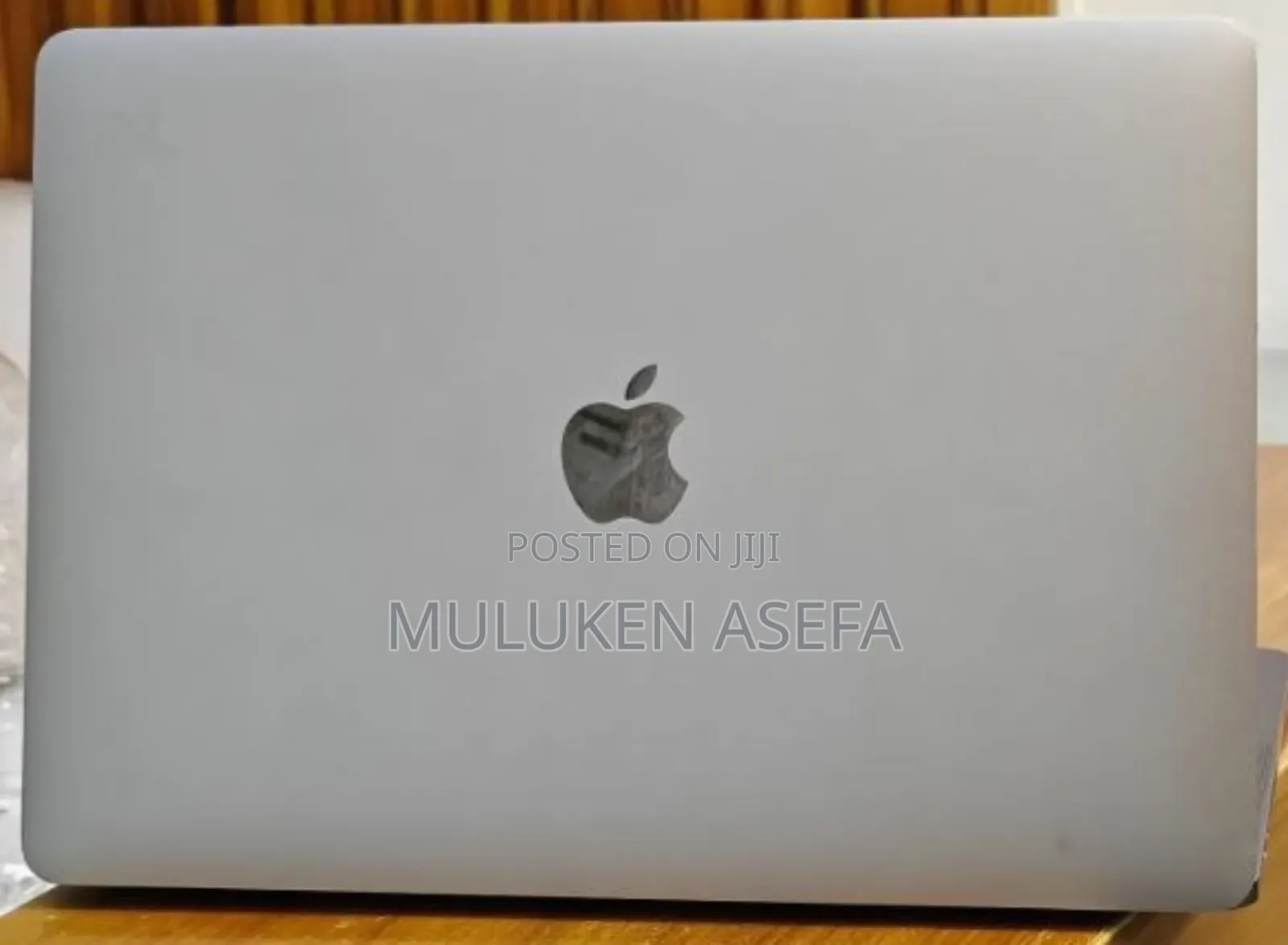 New Laptop Apple MacBook Pro 2020 8GB Intel Core I5 SSD 256GB