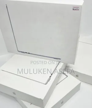 New Laptop Apple MacBook Air 2025 M4 13-Inch 16GB Apple M4 SSD 256GB