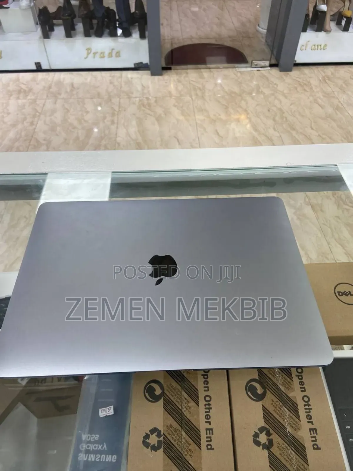 New Laptop Apple MacBook 8GB Intel Core I7 SSD 256GB