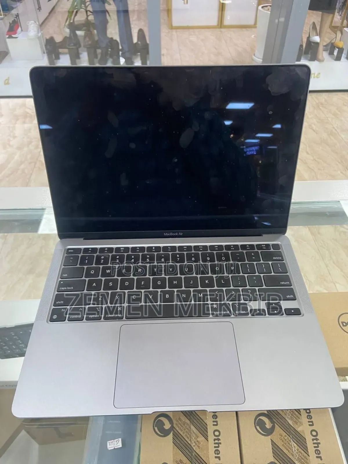 New Laptop Apple MacBook 8GB Intel Core I7 SSD 256GB