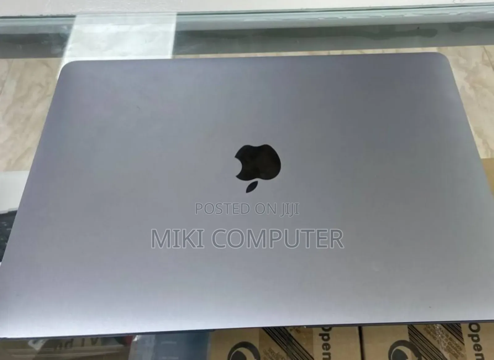 New Laptop Apple MacBook Air 2020 M1 8GB Intel SSD 256GB