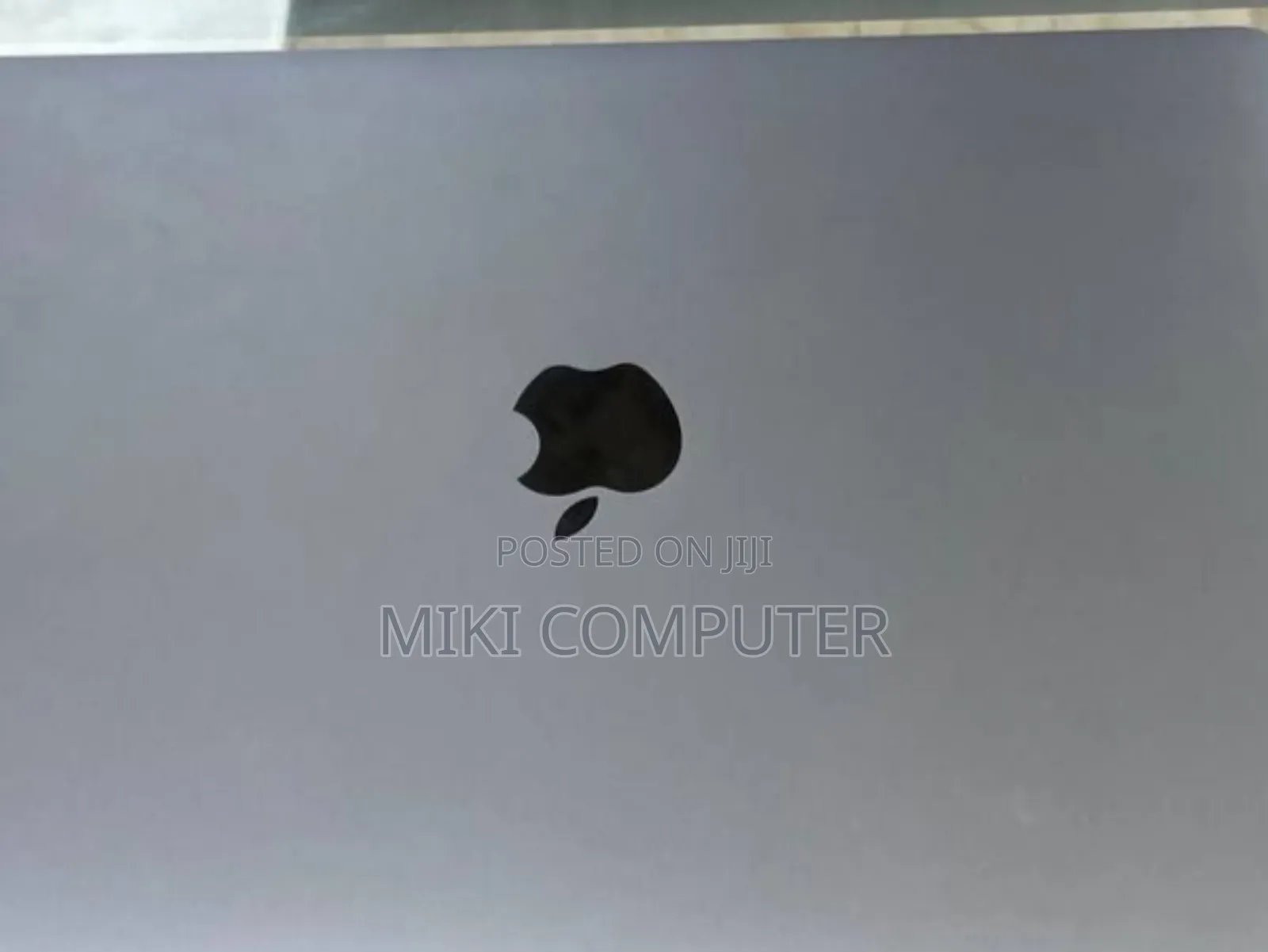 New Laptop Apple MacBook Air 2020 M1 8GB Intel SSD 256GB