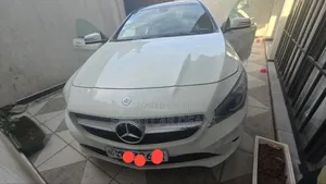 Photo - Mercedes-Benz CLA-Class 2014 White