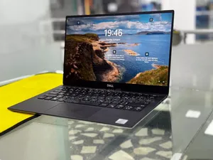 New Laptop Dell XPS 15 8GB Intel Core I7 SSD 512GB