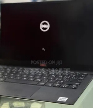 New Laptop Dell XPS 13 8GB Intel Core I7 SSD 512GB