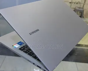 New Laptop Samsung Galaxy Book 2 8GB Intel Core I5 SSD 256GB