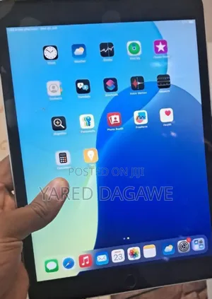 New Apple iPad 10.2 (2019) 64 GB Silver