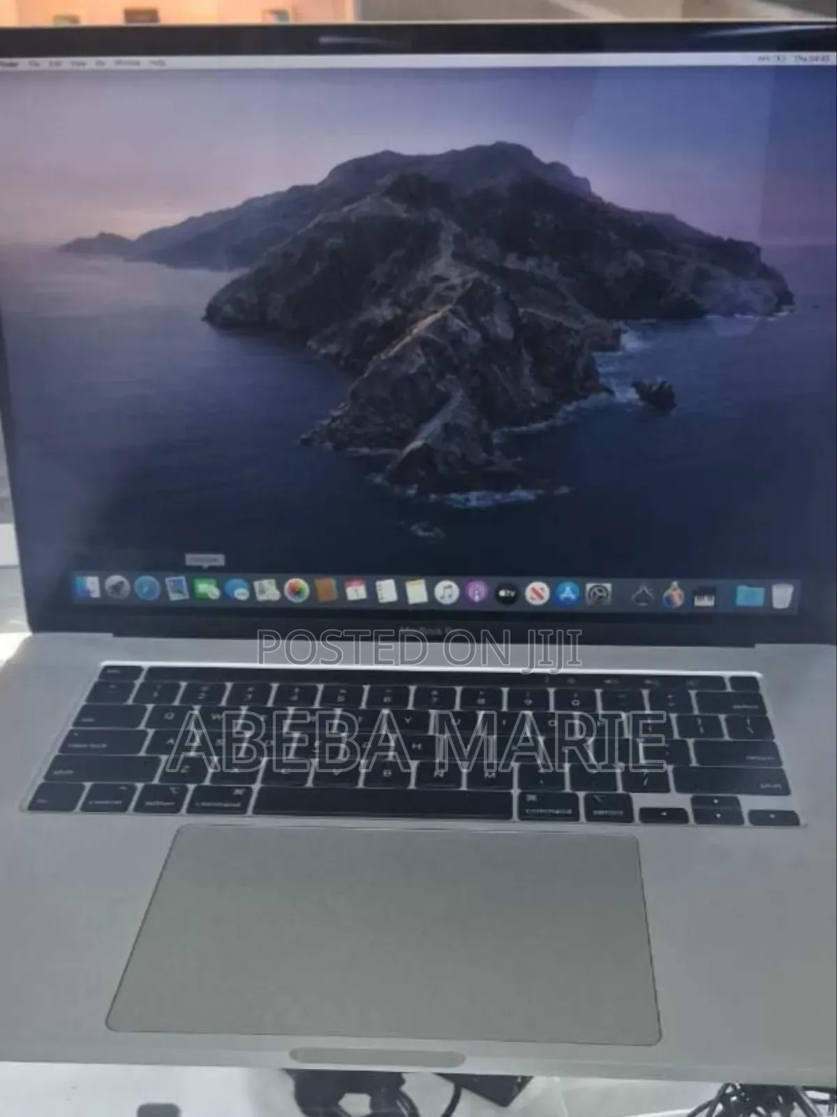 New Laptop Apple MacBook Pro 2019 16GB Intel Core I7 SSD 512GB