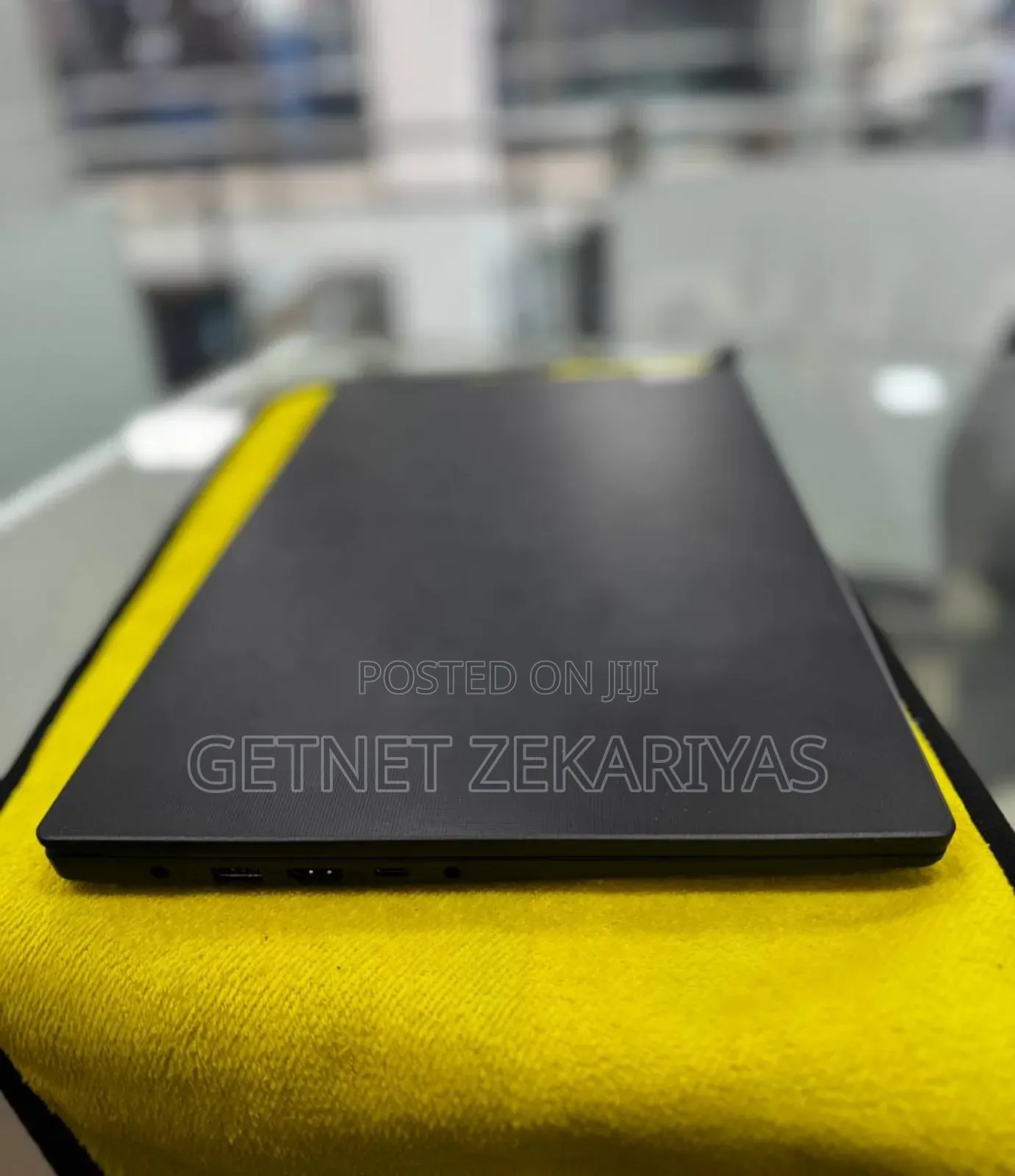 New Laptop Lenovo IdeaPad 330 8GB AMD Ryzen 3 SSD 256GB